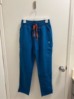 Figs - High Waisted Yola Skinny Scrub Pants - Alps Blue - Small